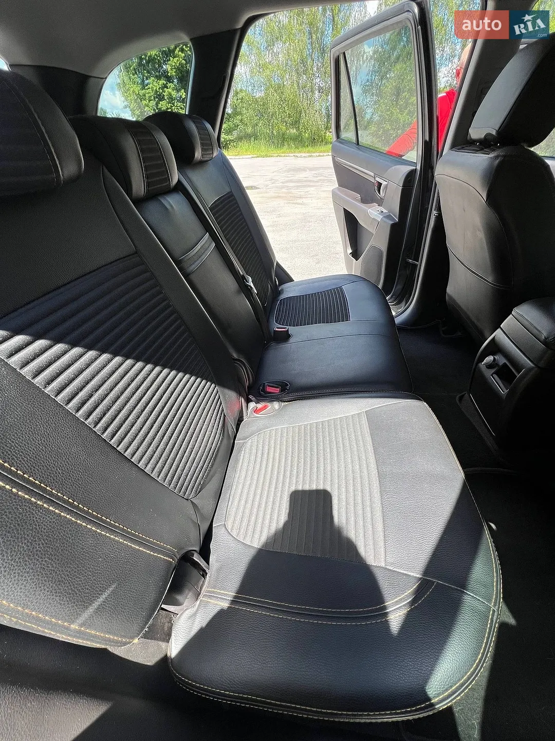 2012 Hyundai Santa Fe - мініатюра 13