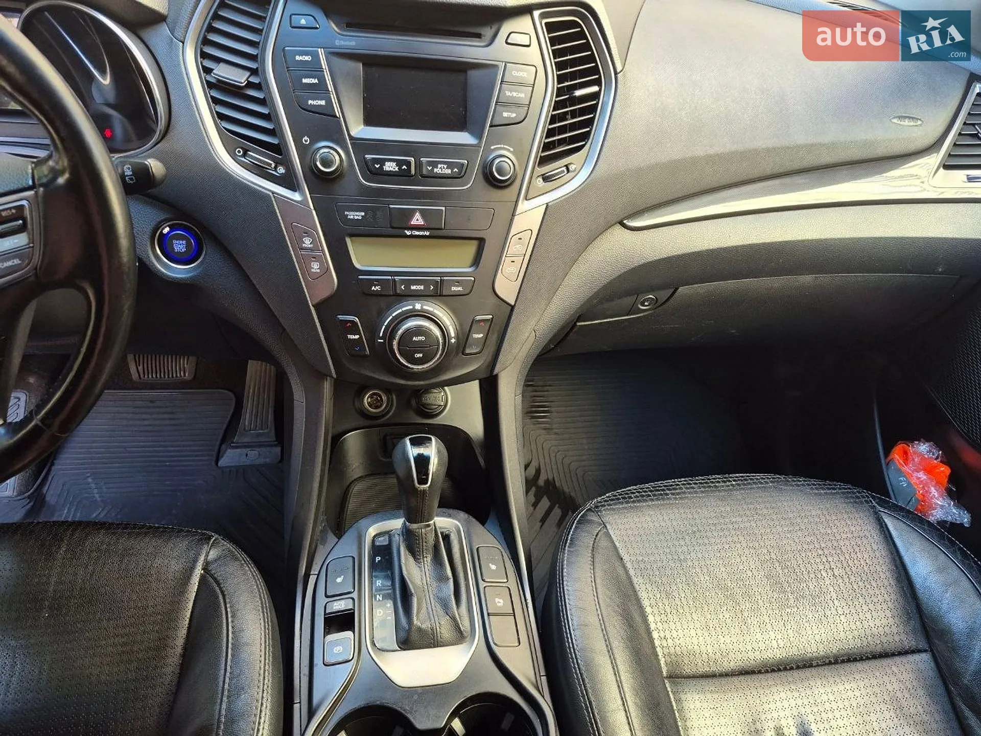 2013 Hyundai Santa Fe - мініатюра 17