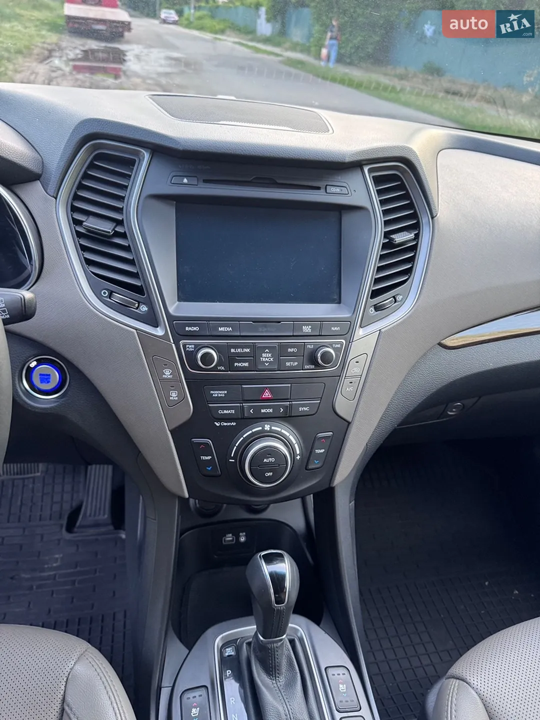 2016 Hyundai Santa Fe - мініатюра 26