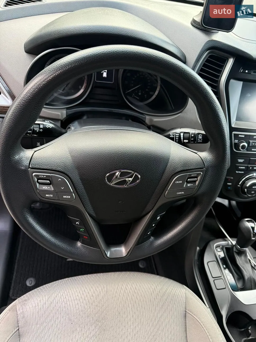 2016 Hyundai Santa Fe - мініатюра 11