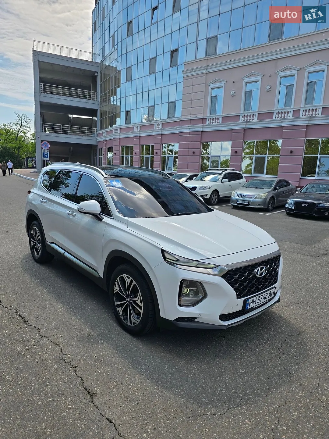 Hyundai Santa FE 2018 VIN KMHS381CDKU032562 фото оголошення 2 з 35
