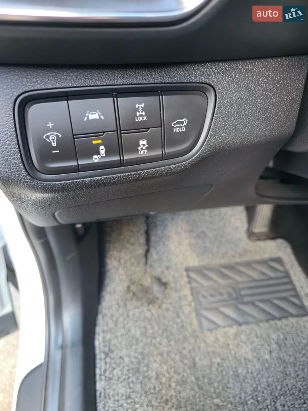 Hyundai Santa FE 2018 VIN KMHS381CDKU032562 фото оголошення 15 з 35