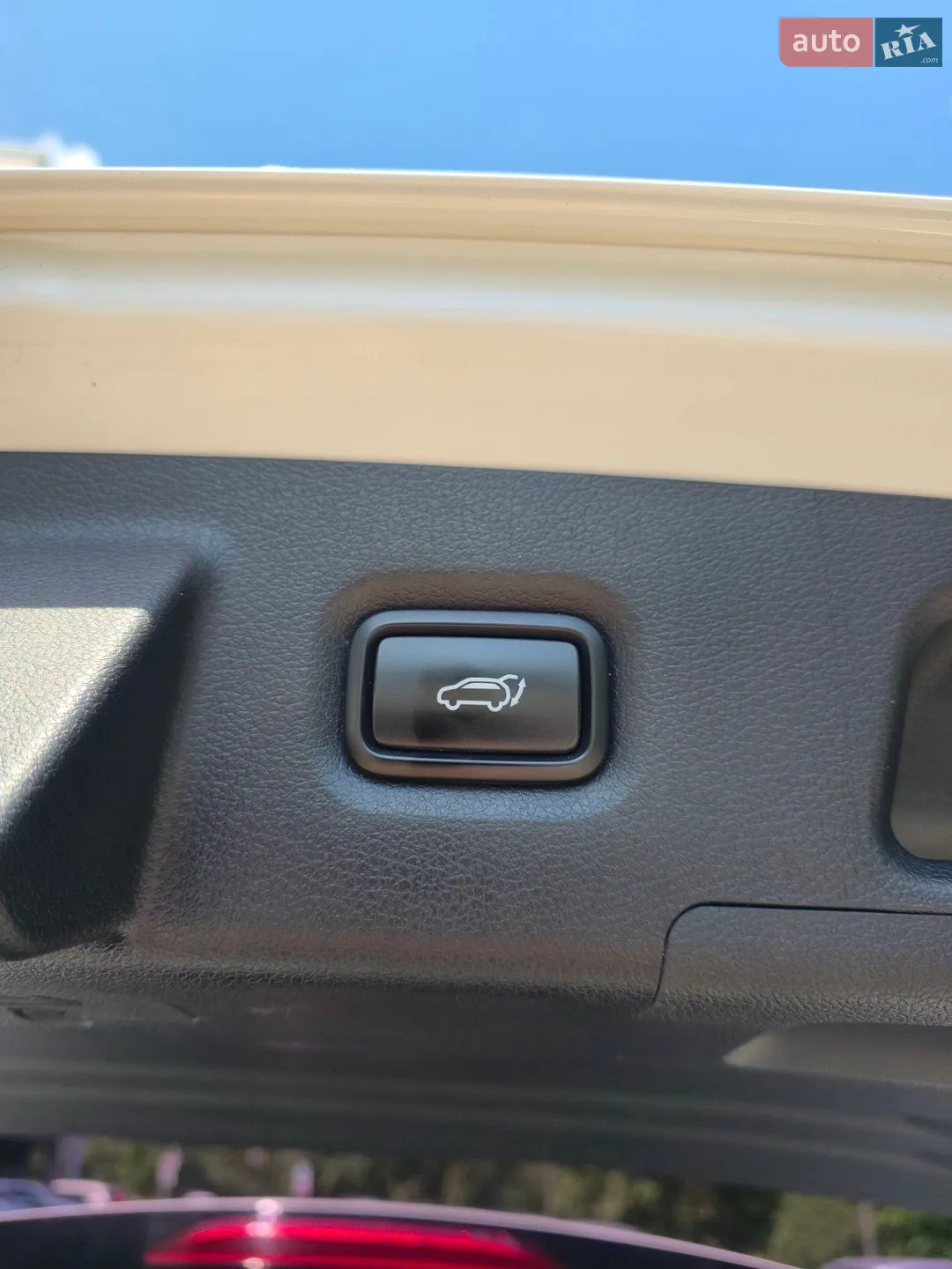 Hyundai Santa FE 2018 VIN KMHS381CDKU032562 фото оголошення 21 з 35