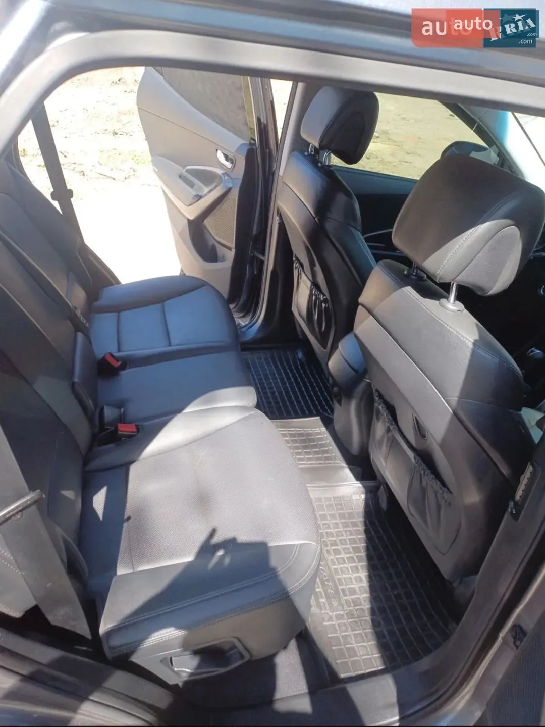 2014 Hyundai Santa Fe - мініатюра 21