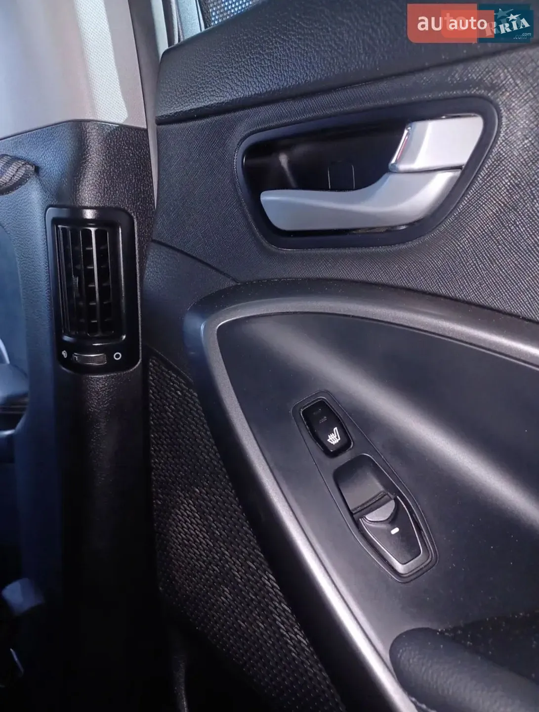 2014 Hyundai Santa Fe - мініатюра 34