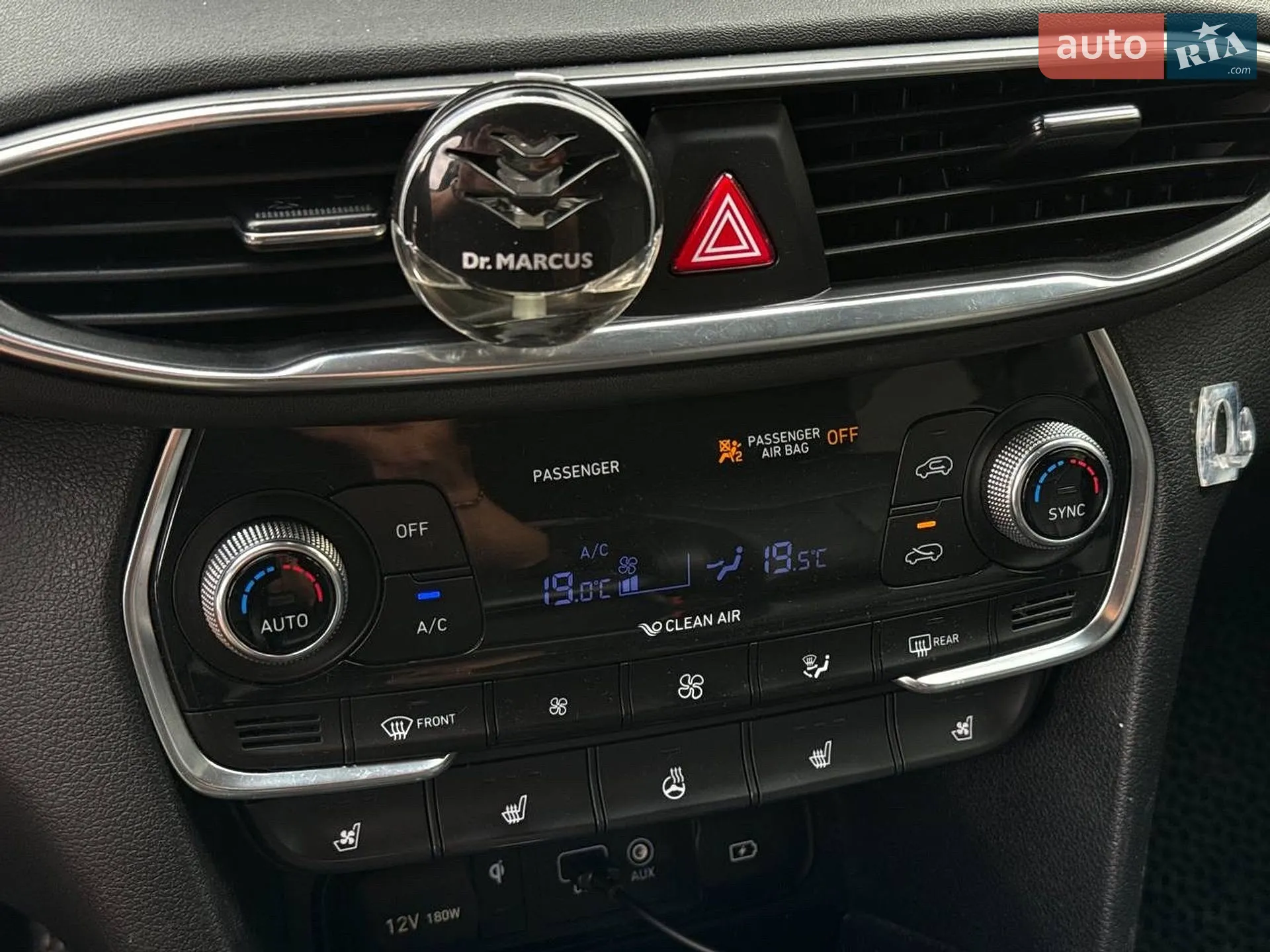 2018 Hyundai Santa Fe - мініатюра 18