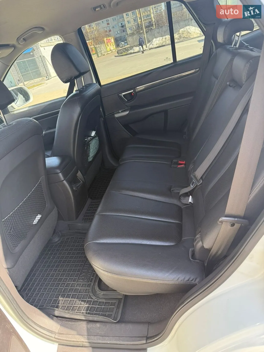 2011 Hyundai Santa Fe - мініатюра 6