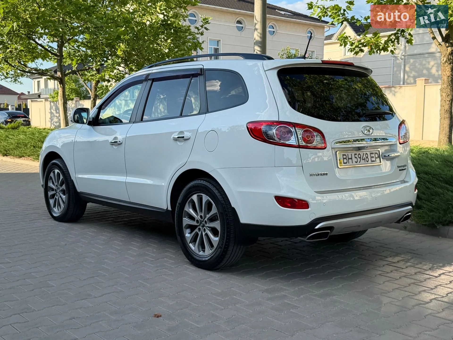 2012 Hyundai Santa Fe - мініатюра 27