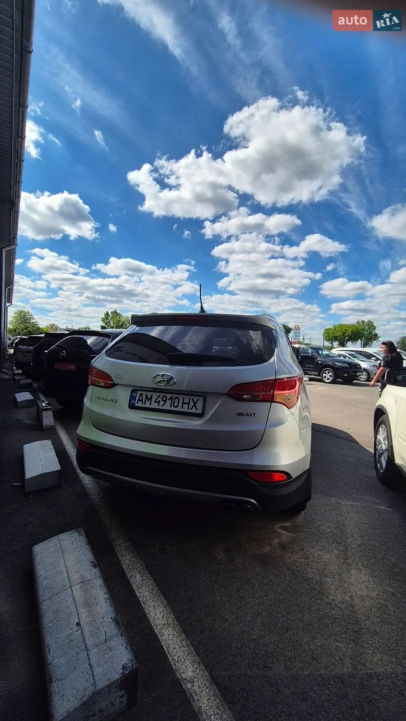 2012 Hyundai Santa Fe - мініатюра 10
