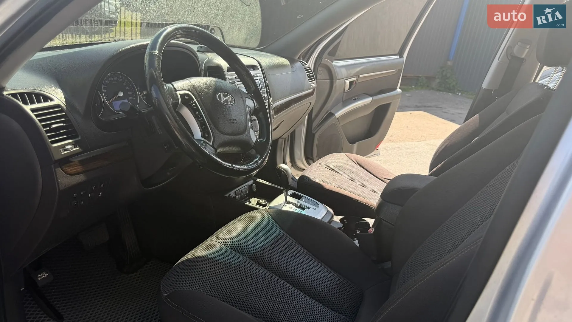 2012 Hyundai Santa Fe - мініатюра 22