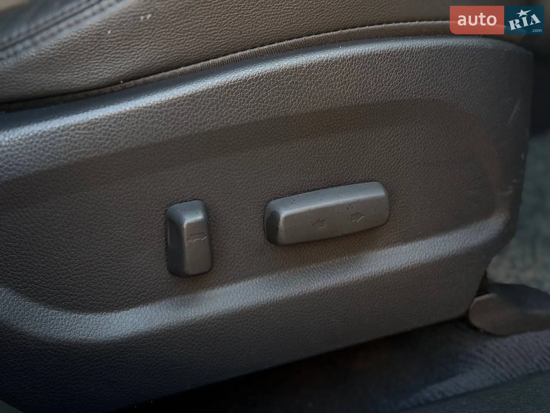 2015 Hyundai Santa Fe - мініатюра 17