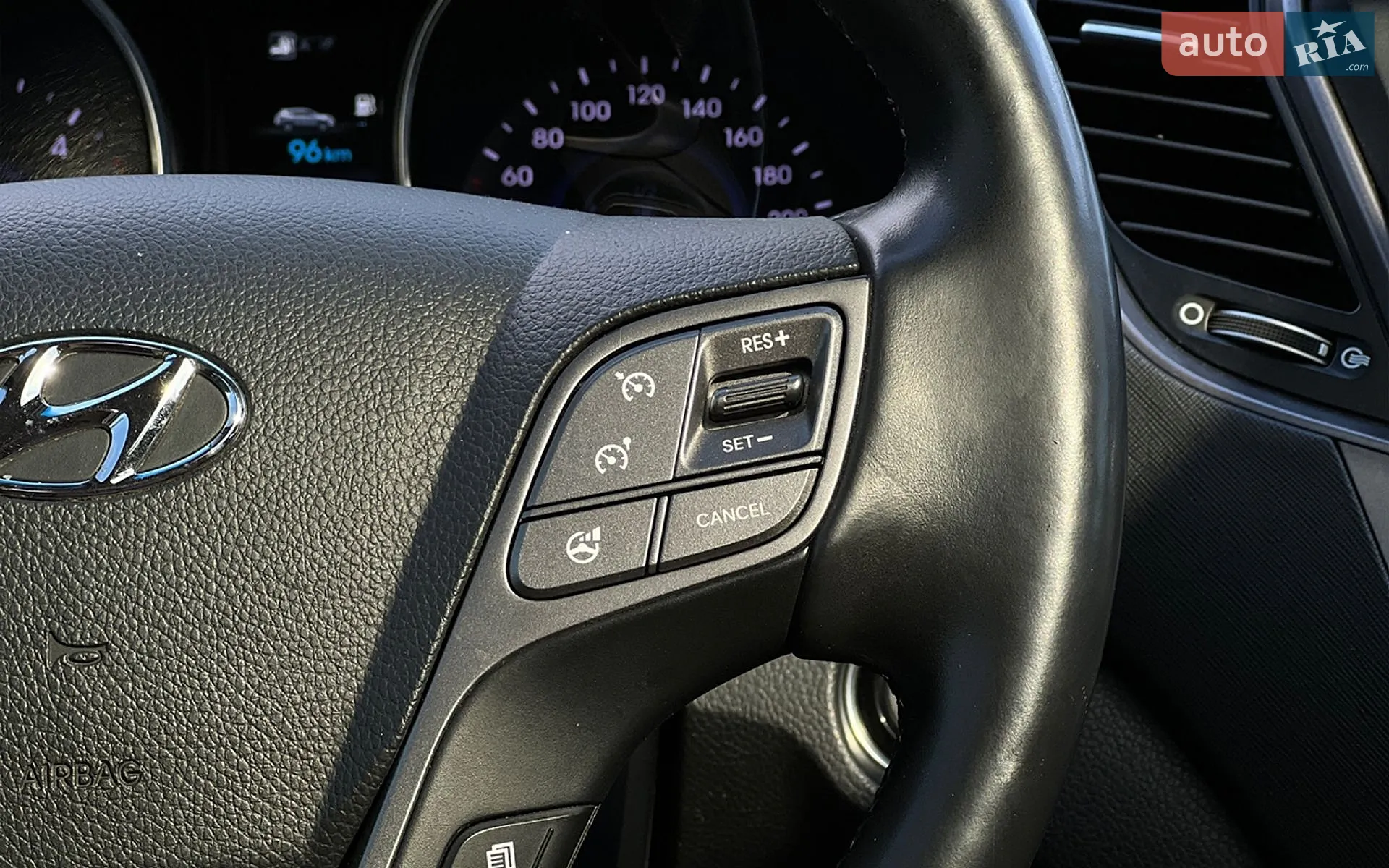 2013 Hyundai Santa Fe - мініатюра 12
