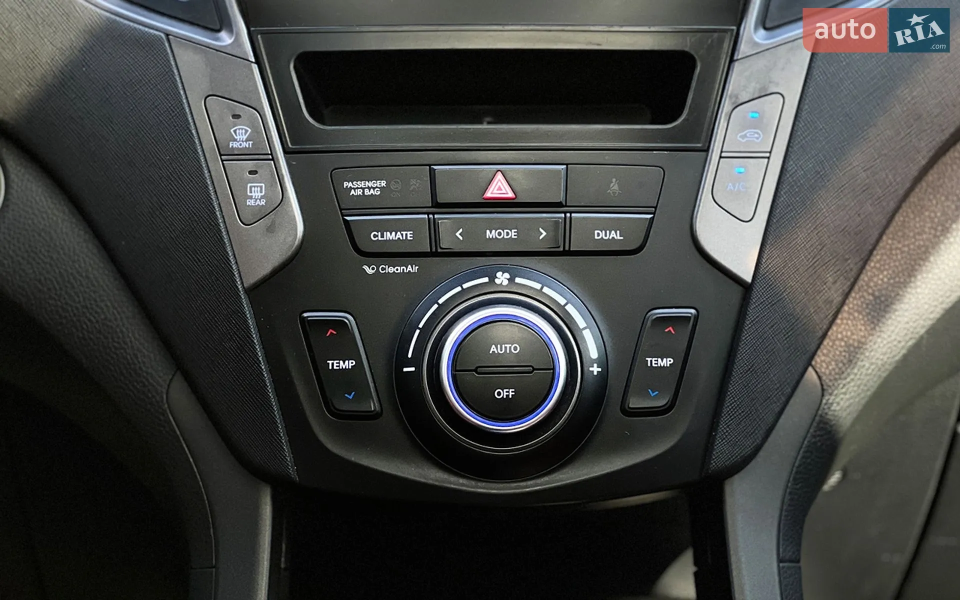 2013 Hyundai Santa Fe - мініатюра 17