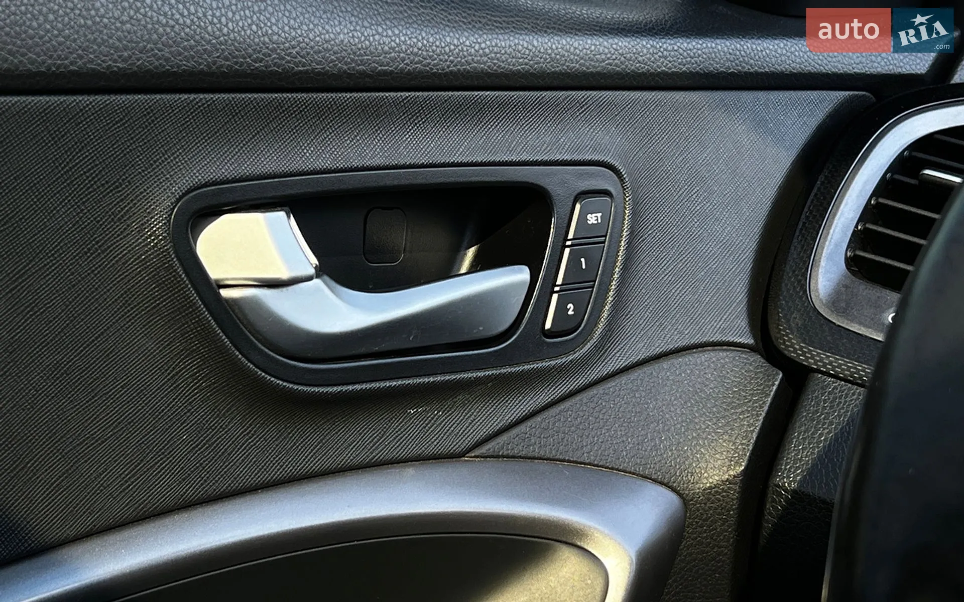 2013 Hyundai Santa Fe - мініатюра 21