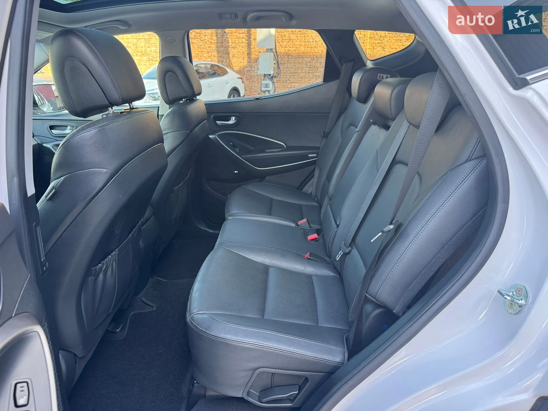 2016 Hyundai Santa Fe - мініатюра 21