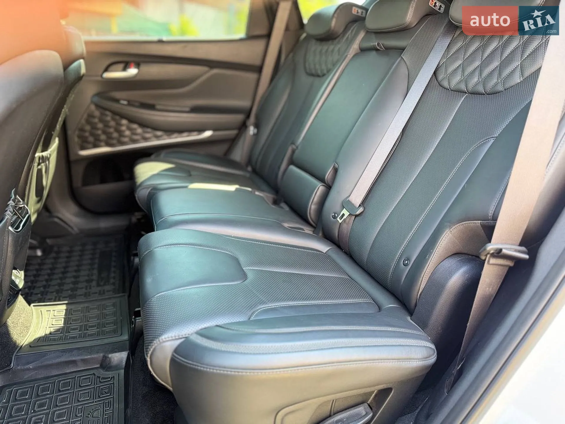 2020 Hyundai Santa Fe - мініатюра 15