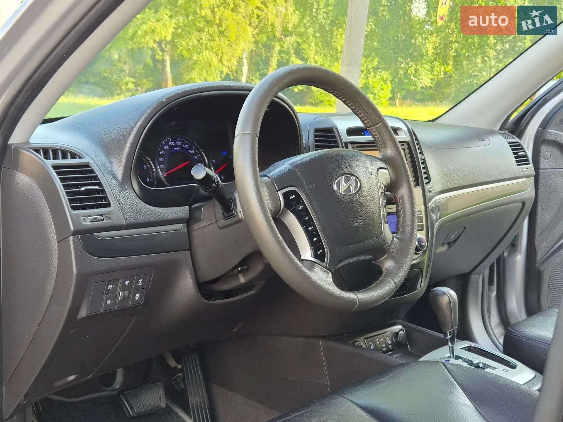 2010 Hyundai Santa Fe - мініатюра 46