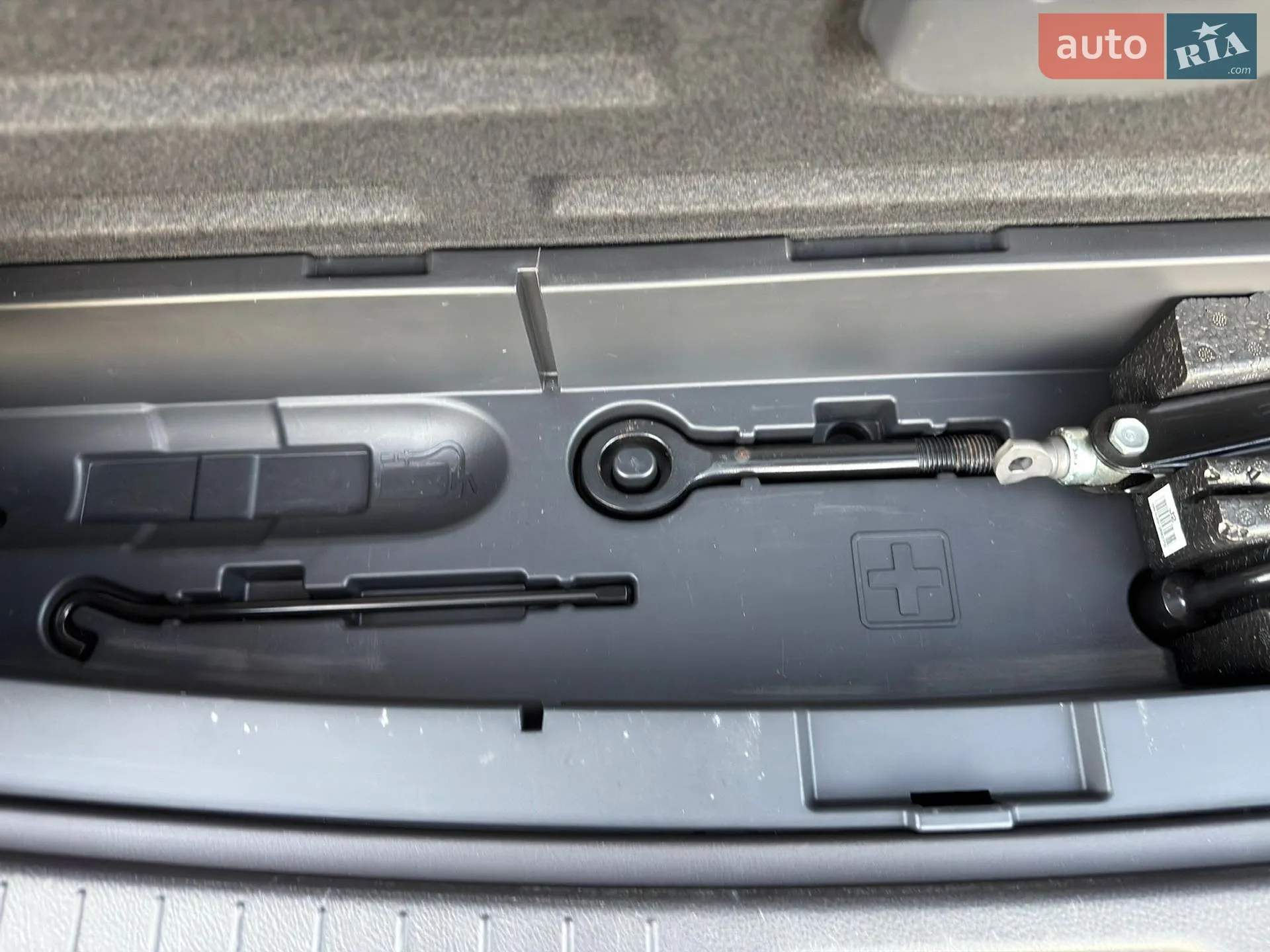 2012 Hyundai Santa Fe - мініатюра 47