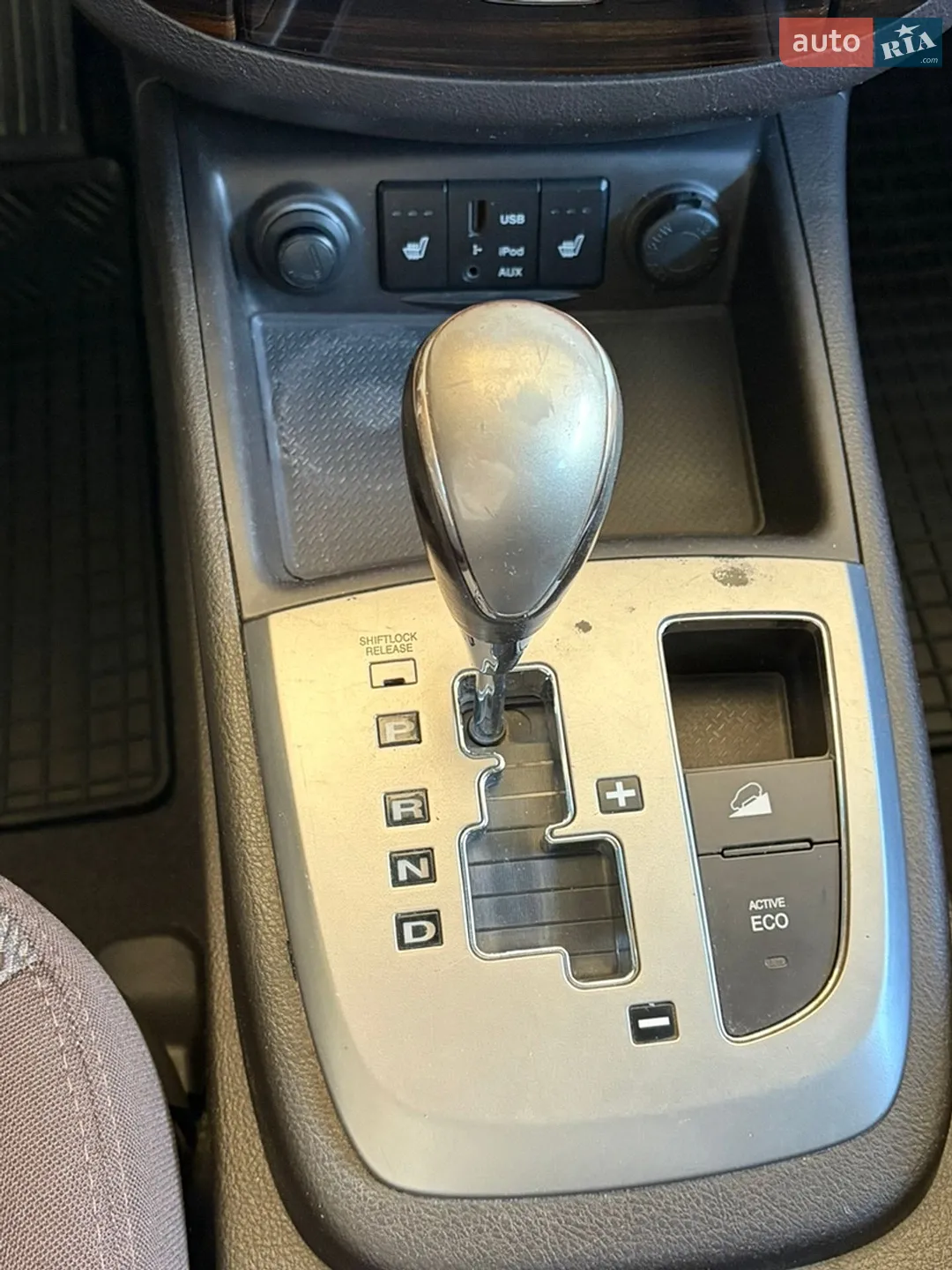 2012 Hyundai Santa Fe - мініатюра 21