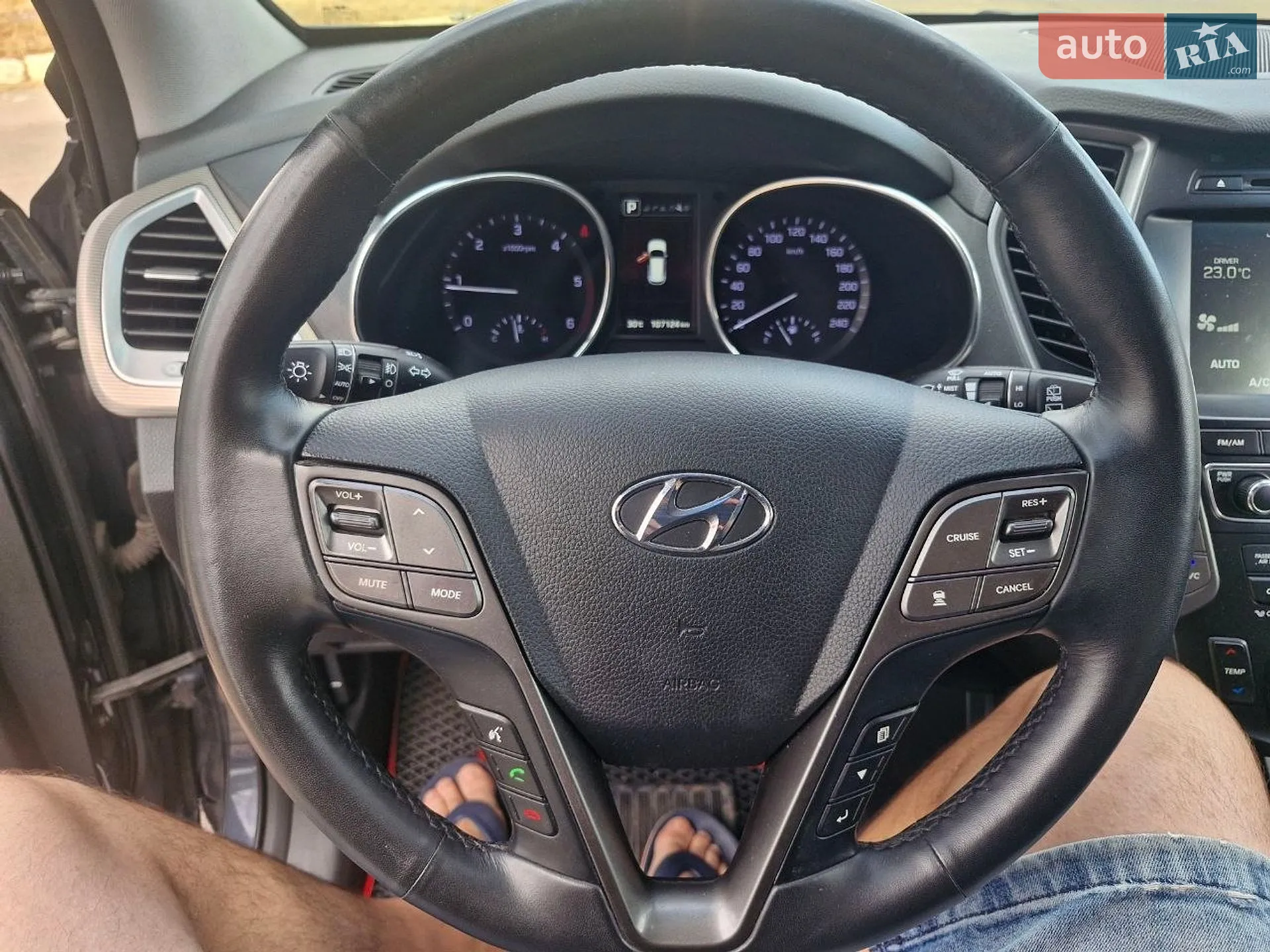 2016 Hyundai Santa Fe - мініатюра 24