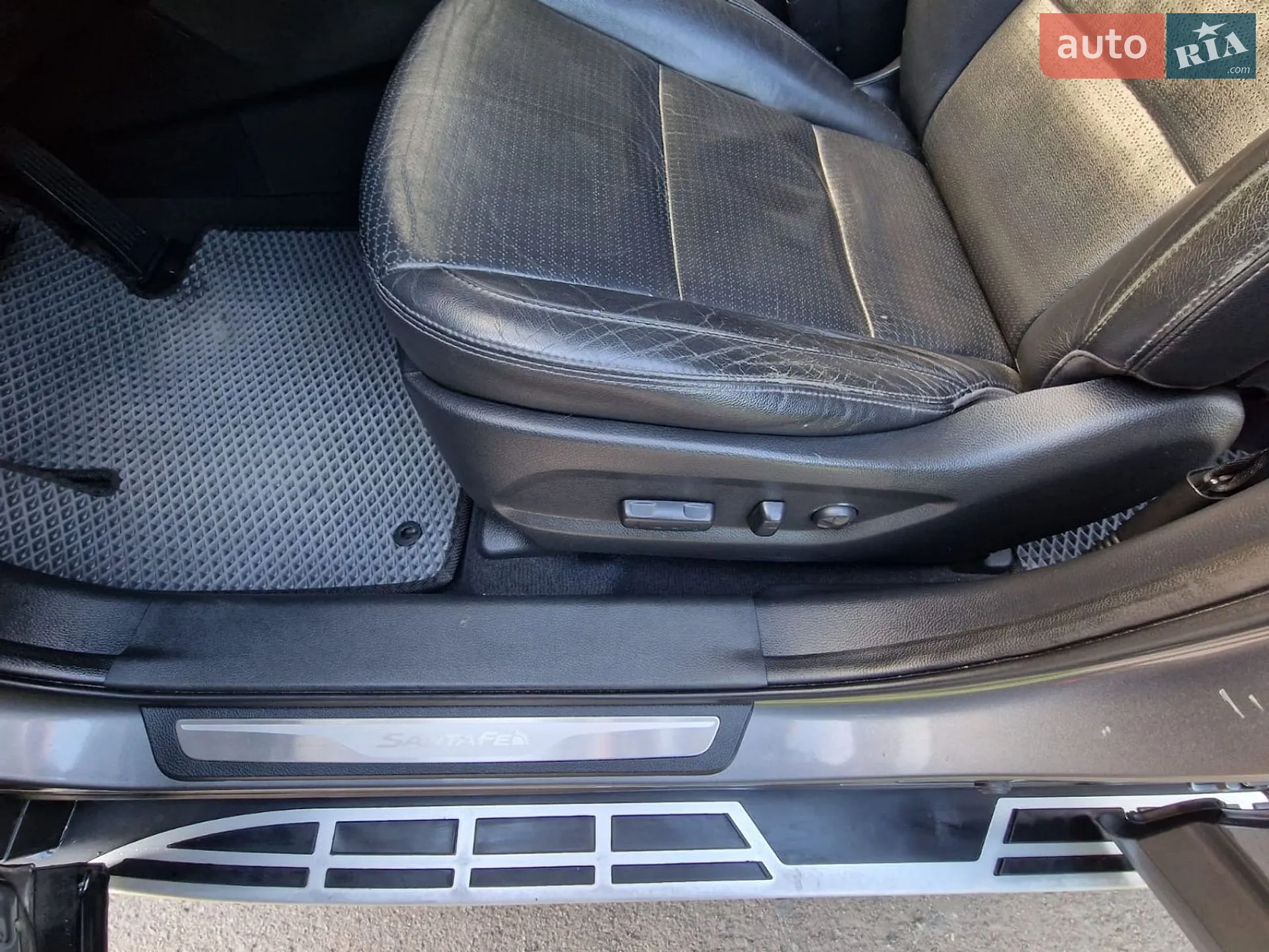 2012 Hyundai Santa Fe - мініатюра 30
