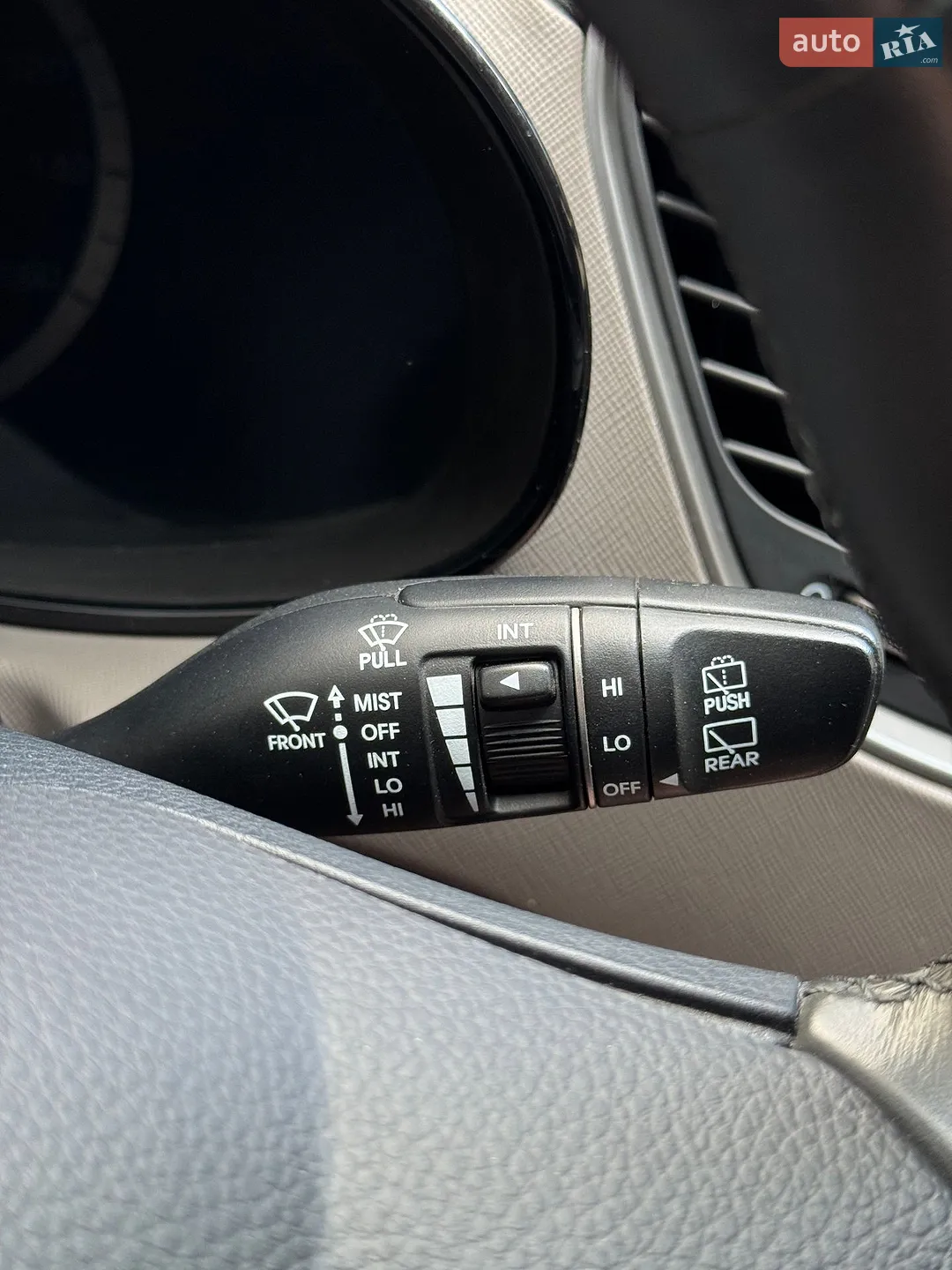 2017 Hyundai Santa Fe - мініатюра 17