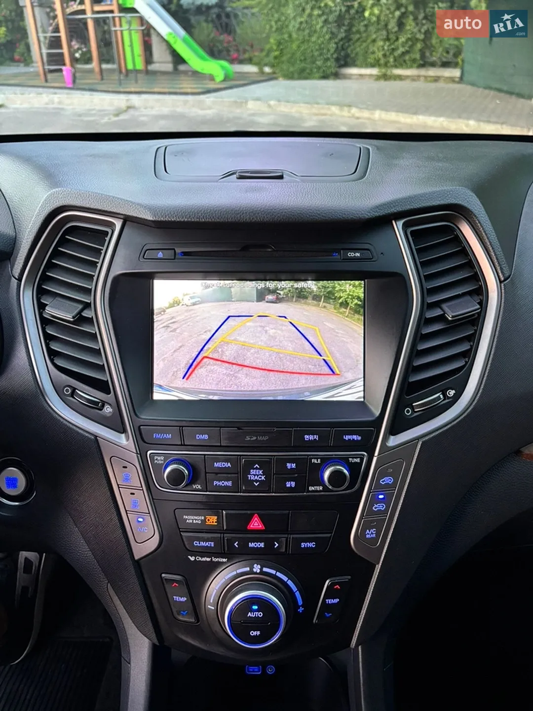 2016 Hyundai Santa Fe - мініатюра 19