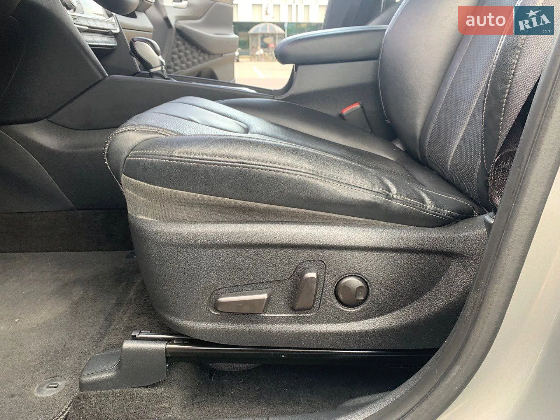 2018 Hyundai Santa Fe - мініатюра 25