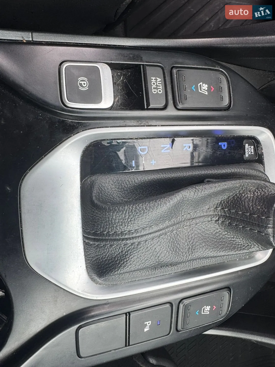 2017 Hyundai Santa Fe - мініатюра 17