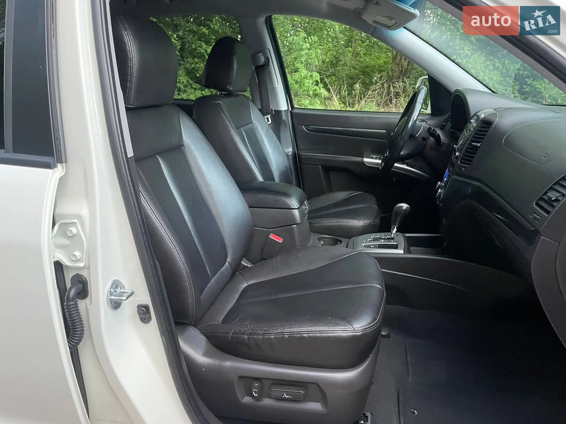 2011 Hyundai Santa Fe - мініатюра 16
