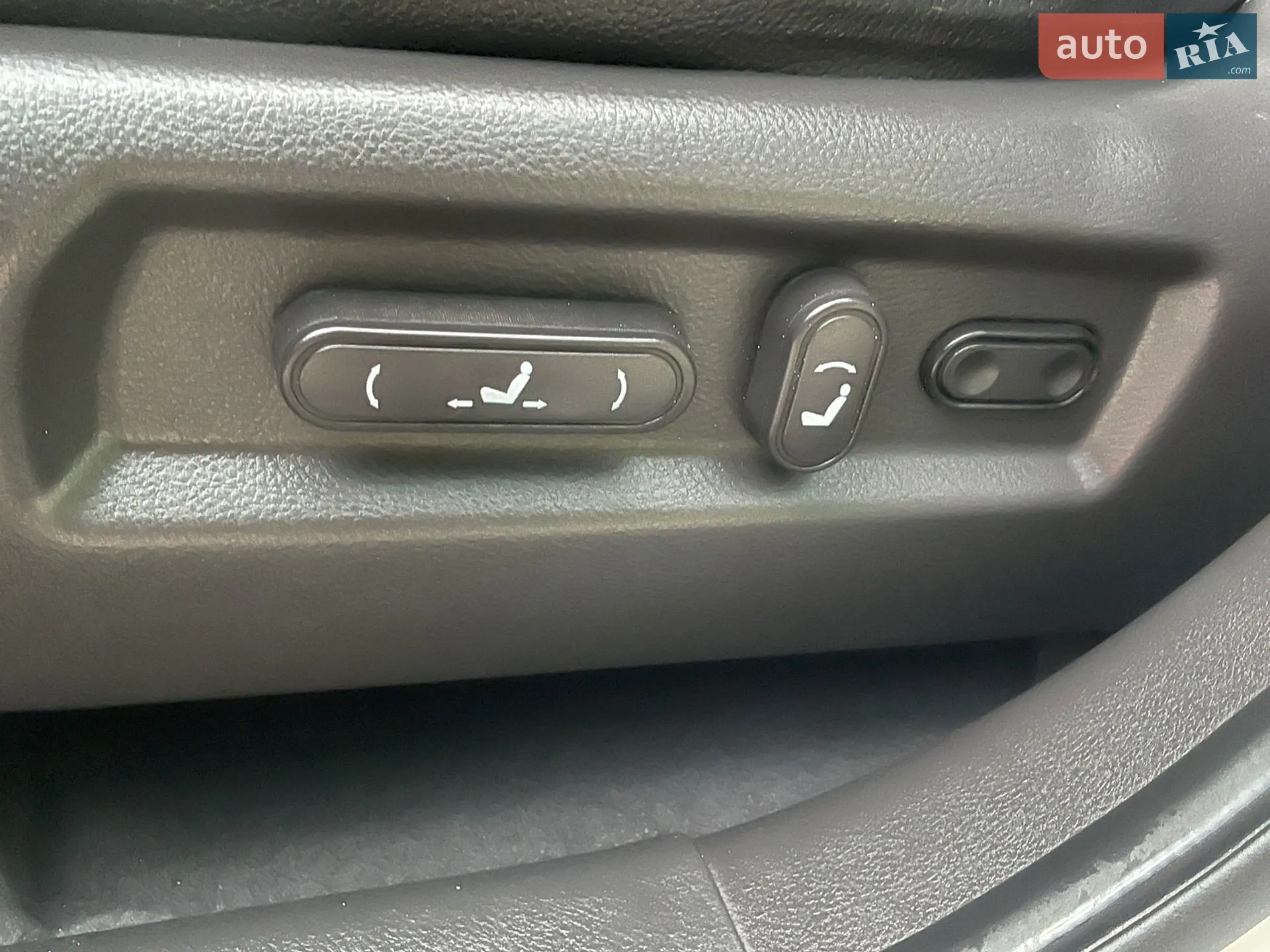 2011 Hyundai Santa Fe - мініатюра 35