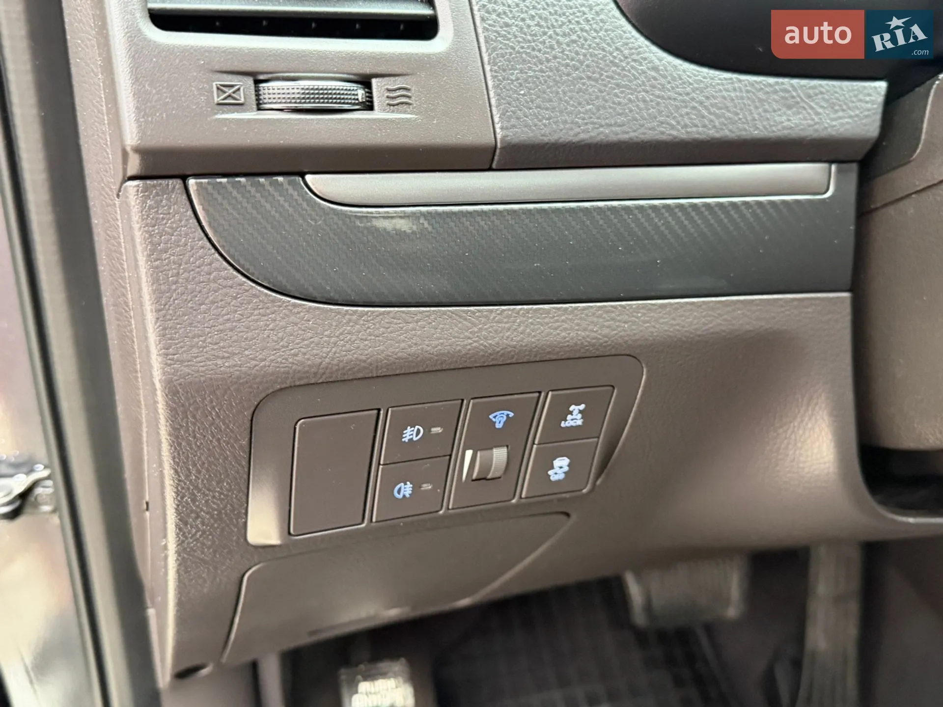 2011 Hyundai Santa Fe - мініатюра 49