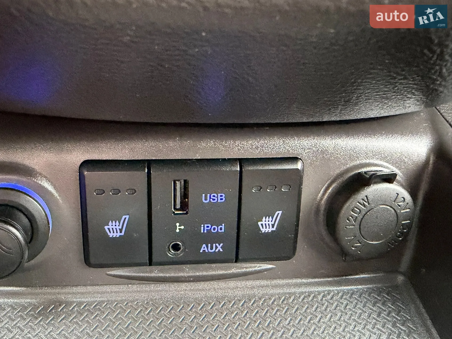 2011 Hyundai Santa Fe - мініатюра 55
