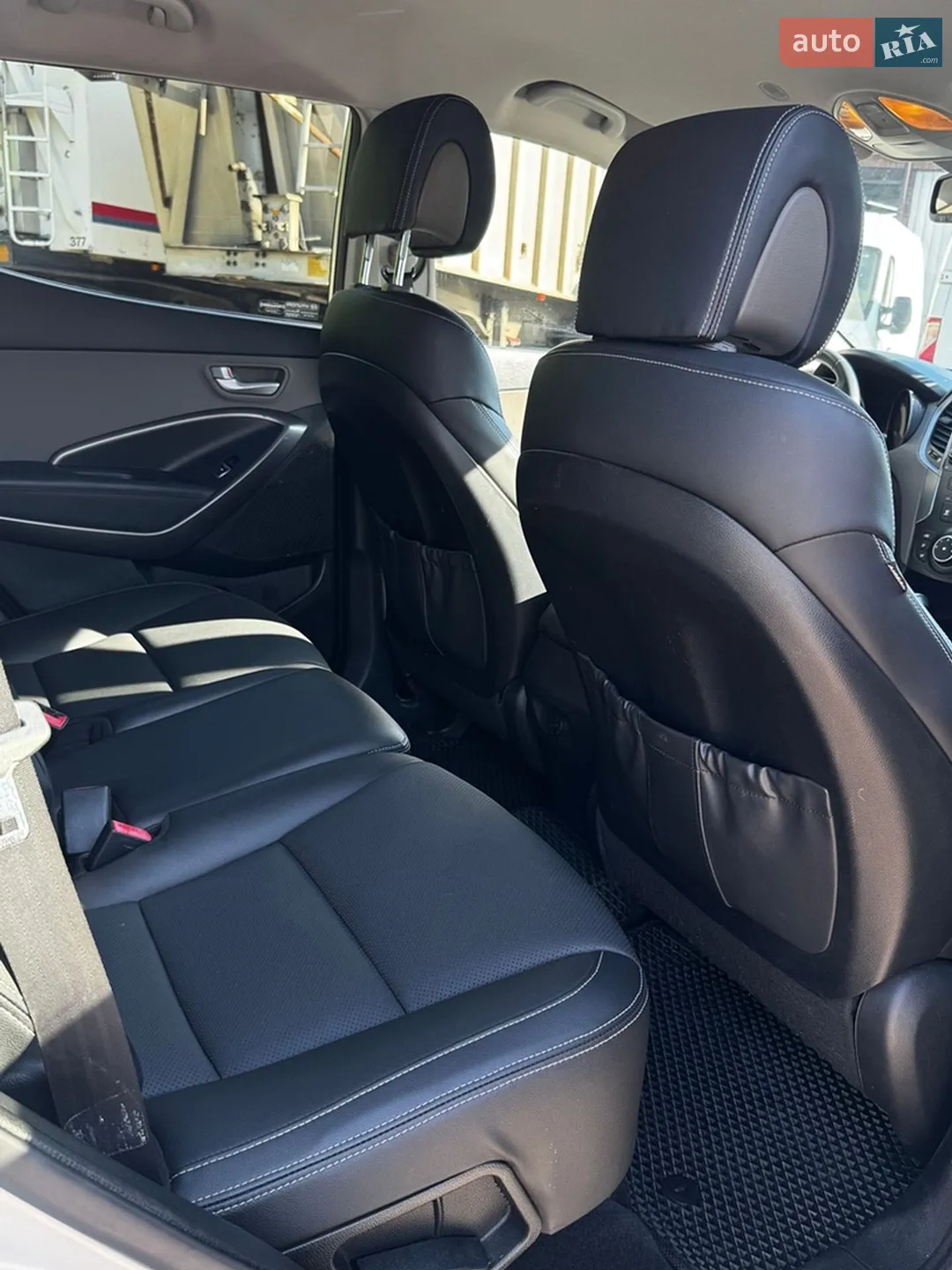 2014 Hyundai Santa Fe - мініатюра 14