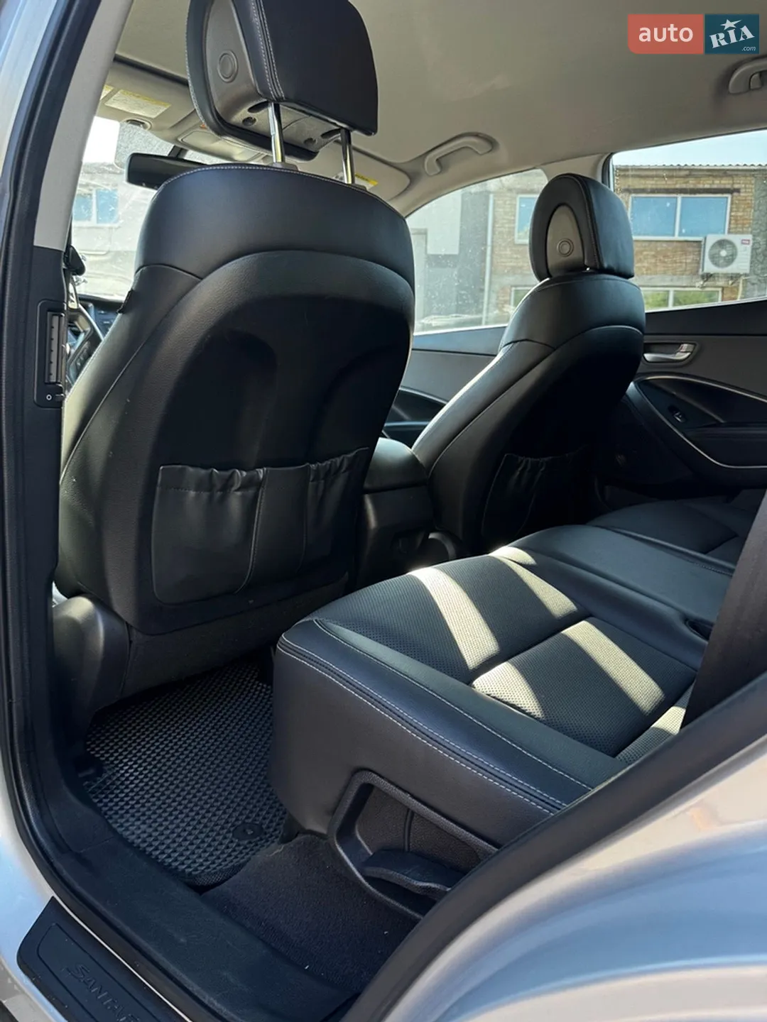 2014 Hyundai Santa Fe - мініатюра 19
