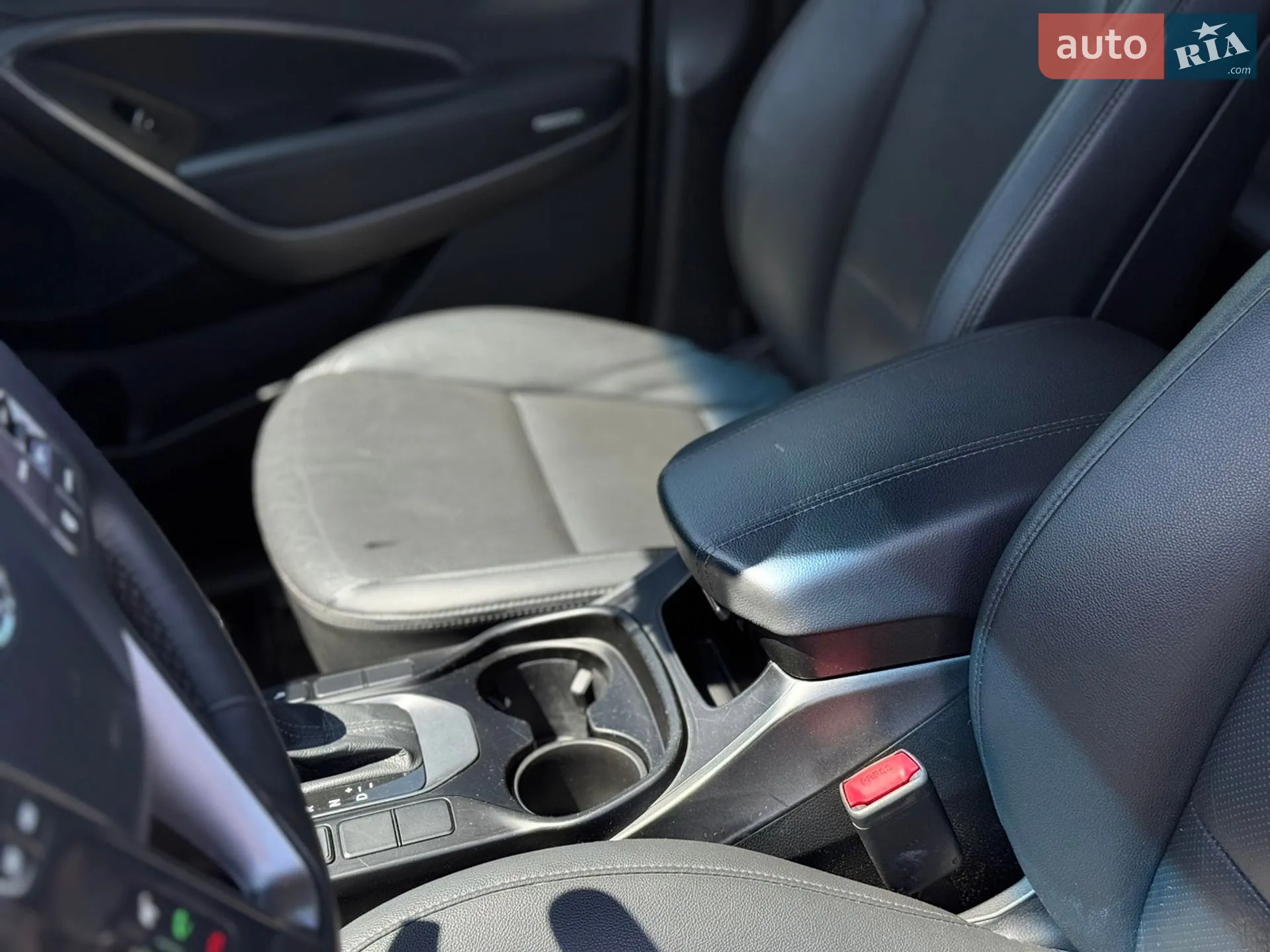 2014 Hyundai Santa Fe - мініатюра 32
