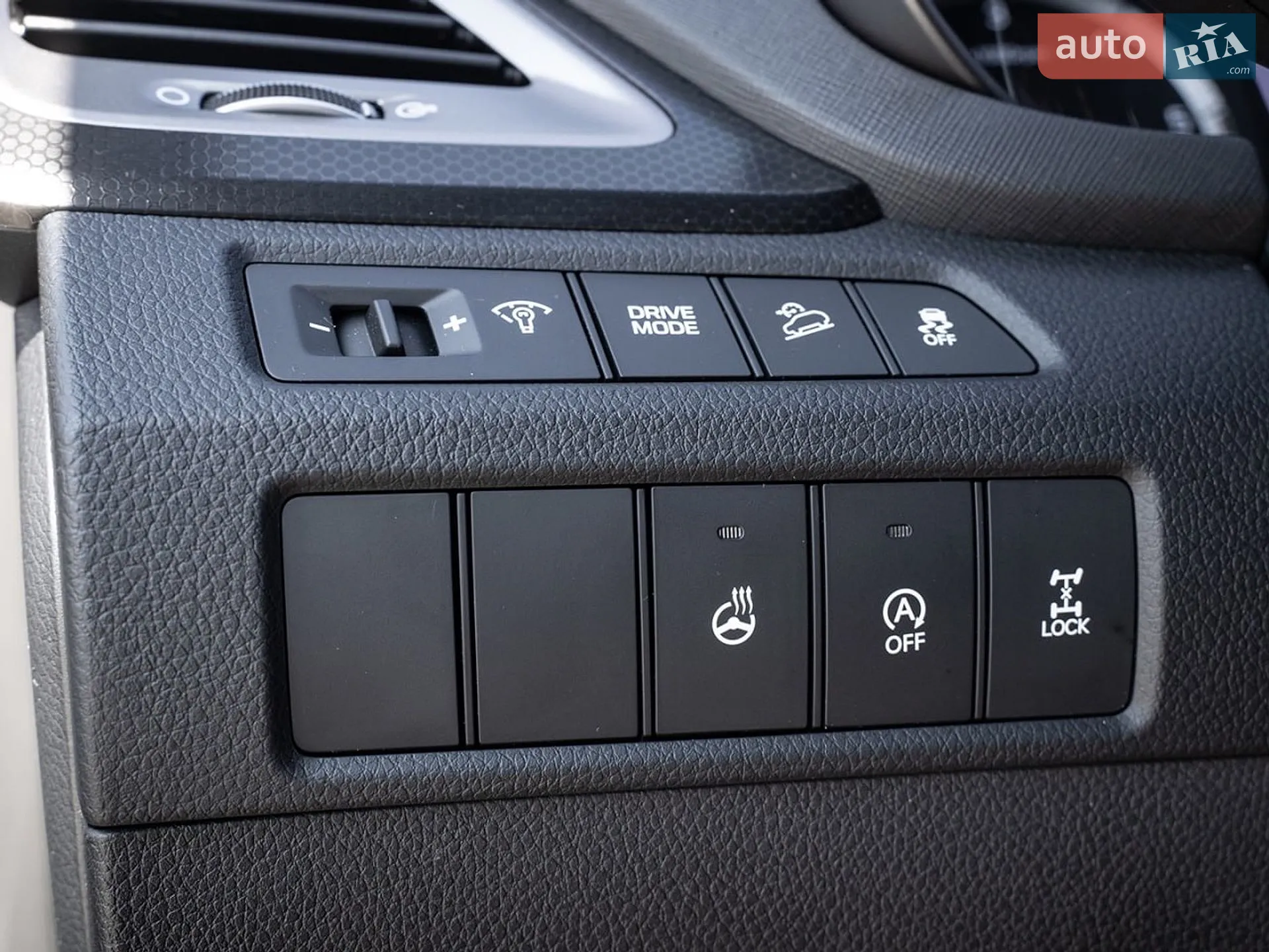 2015 Hyundai Santa Fe - мініатюра 20