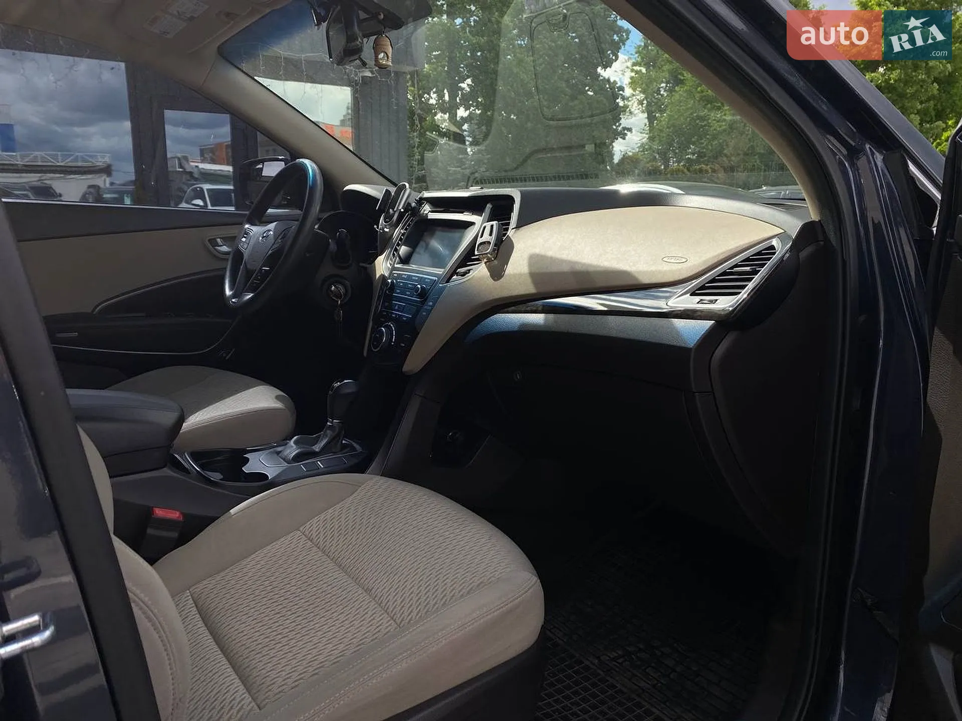 2016 Hyundai Santa Fe - мініатюра 25