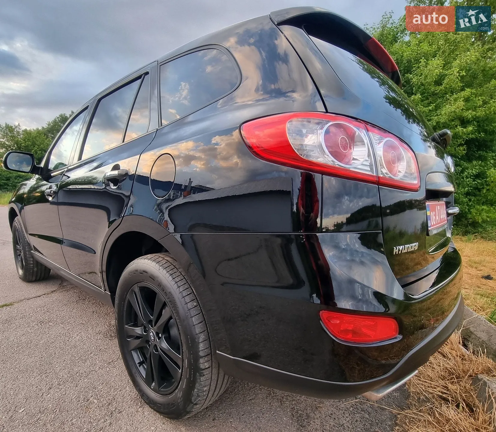 2011 Hyundai Santa Fe - мініатюра 12