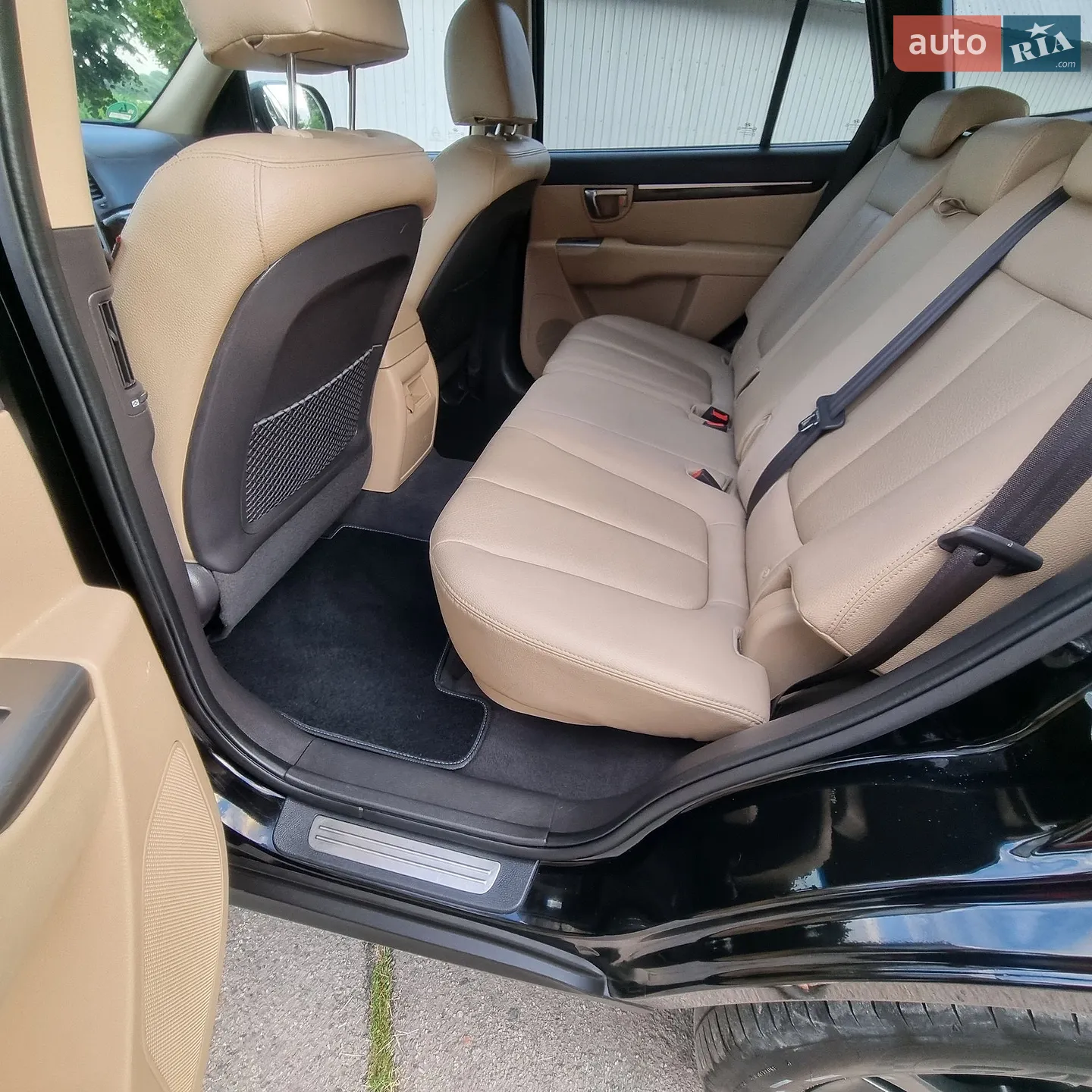 2011 Hyundai Santa Fe - мініатюра 28