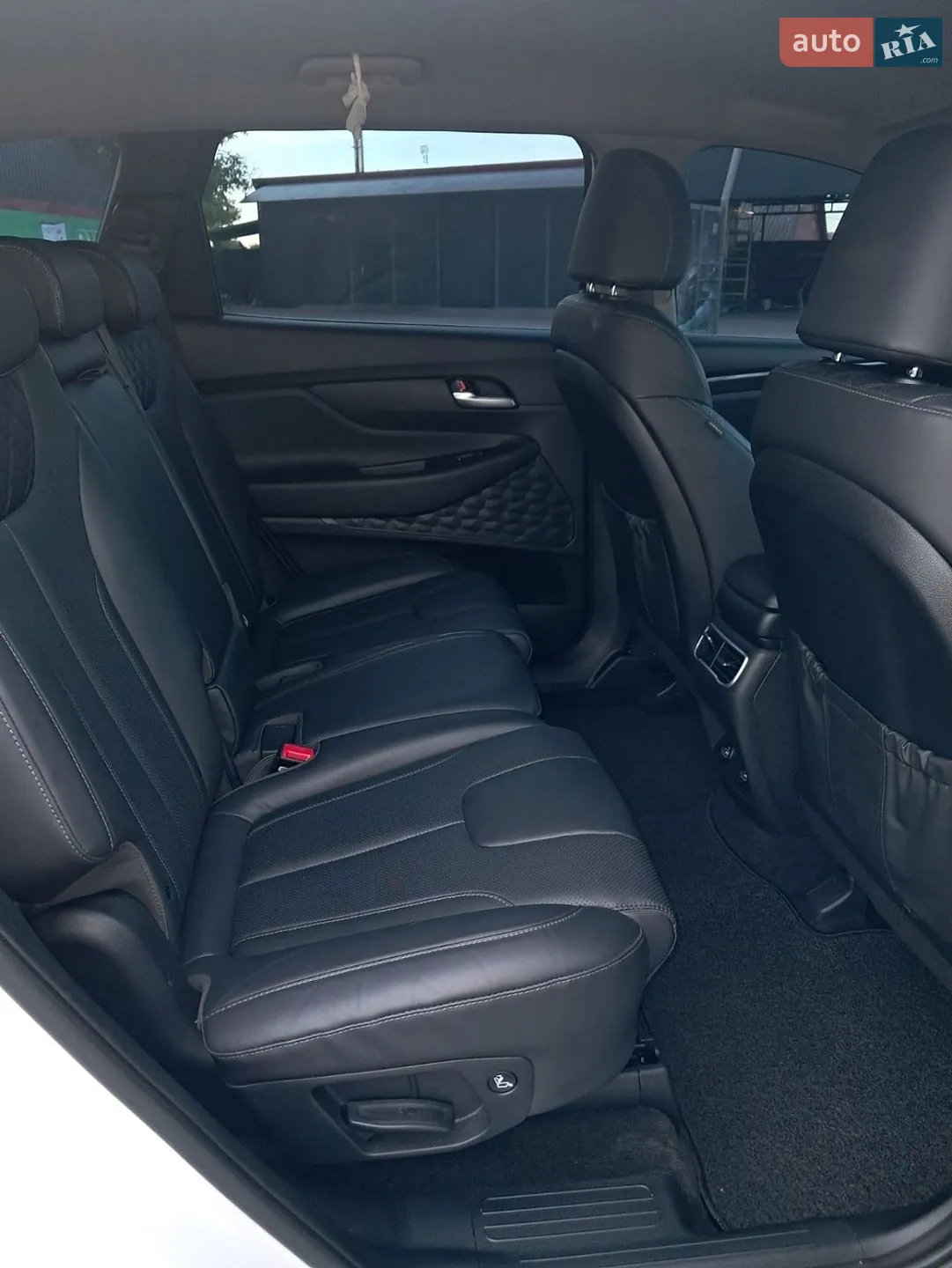 2022 Hyundai Santa Fe - мініатюра 31