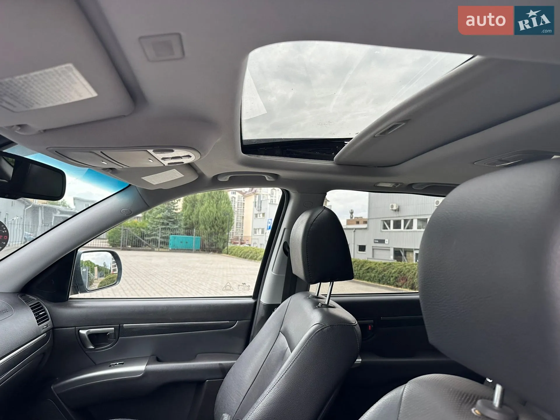 2012 Hyundai Santa Fe - мініатюра 8