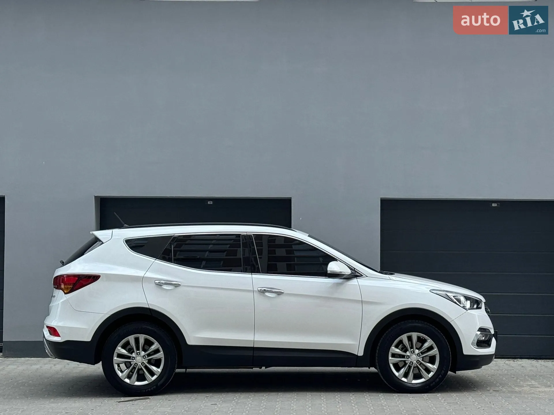2016 Hyundai Santa Fe - мініатюра 22