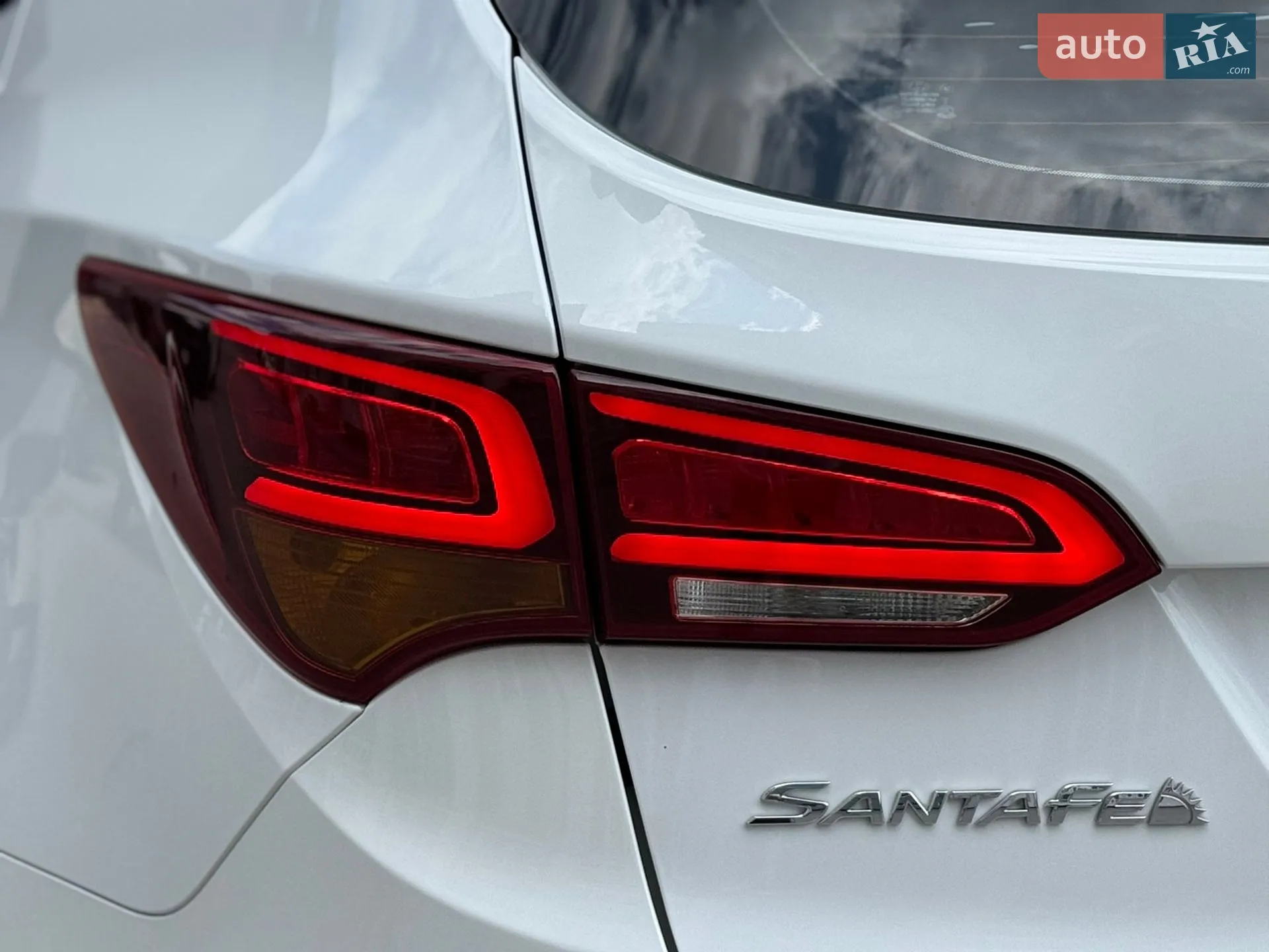 2016 Hyundai Santa Fe - мініатюра 31