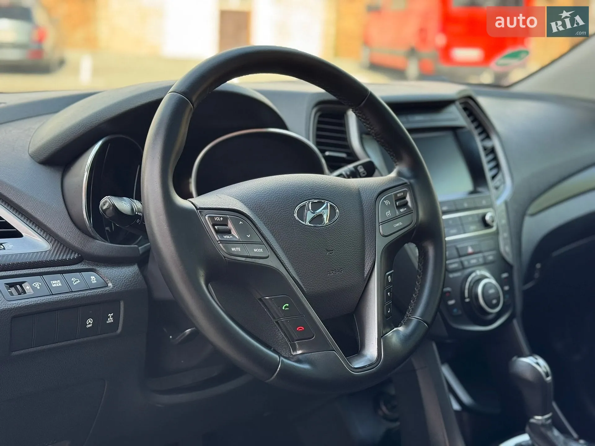 2015 Hyundai Santa Fe - мініатюра 16