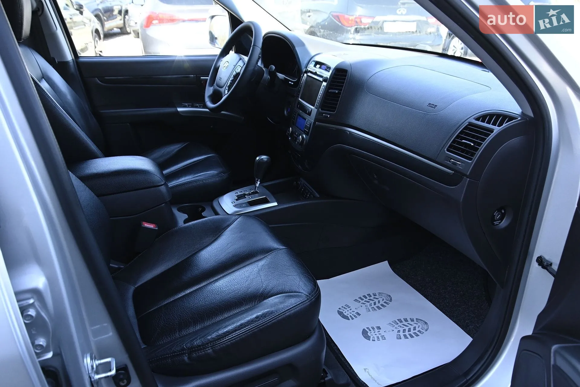 2011 Hyundai Santa Fe - мініатюра 31