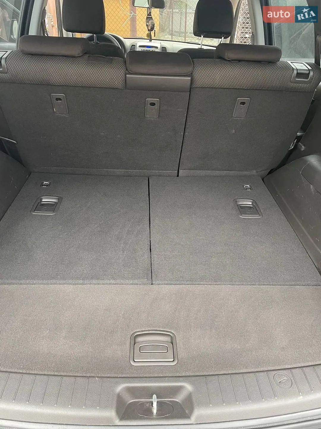 2011 Hyundai Santa Fe - мініатюра 105