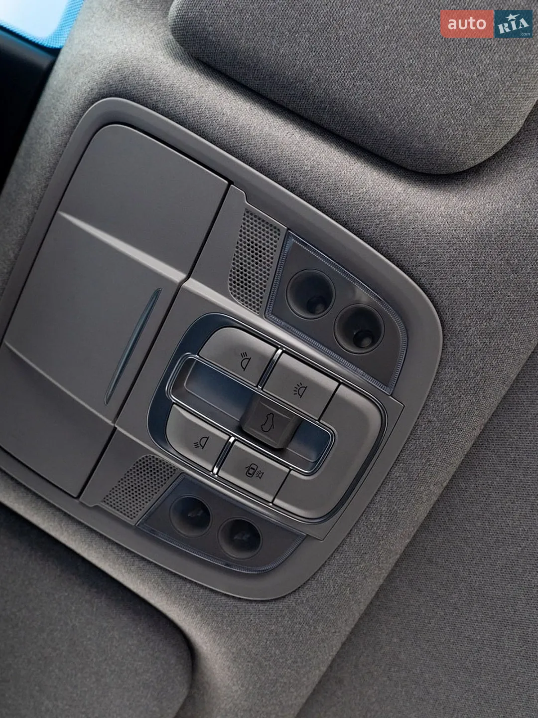2019 Hyundai Santa Fe - мініатюра 29