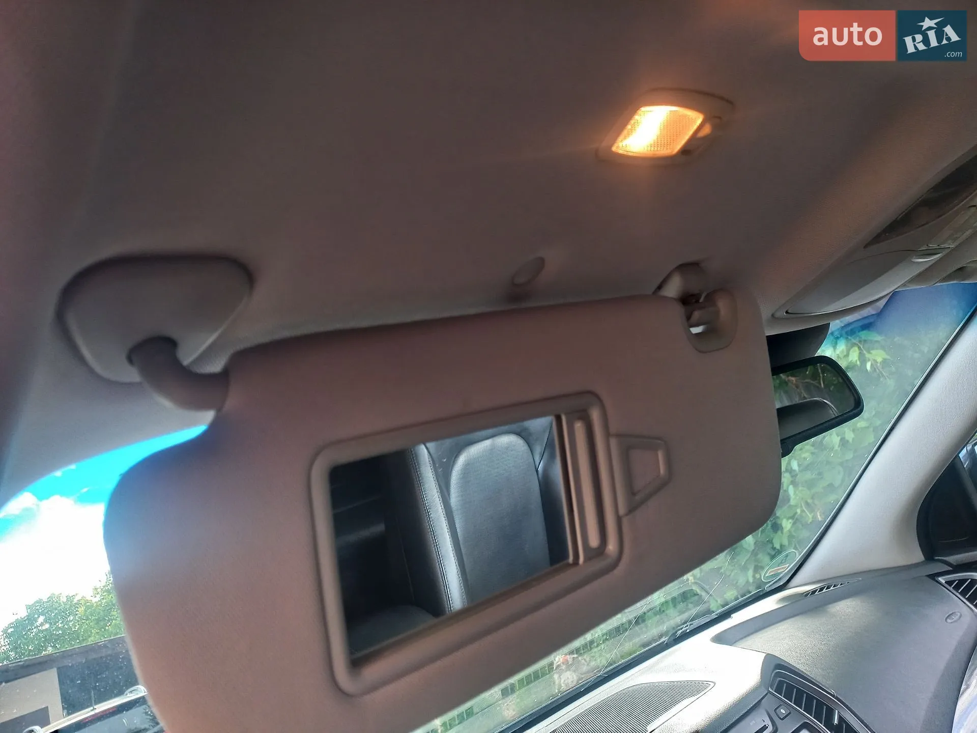 2015 Hyundai Santa Fe - мініатюра 52