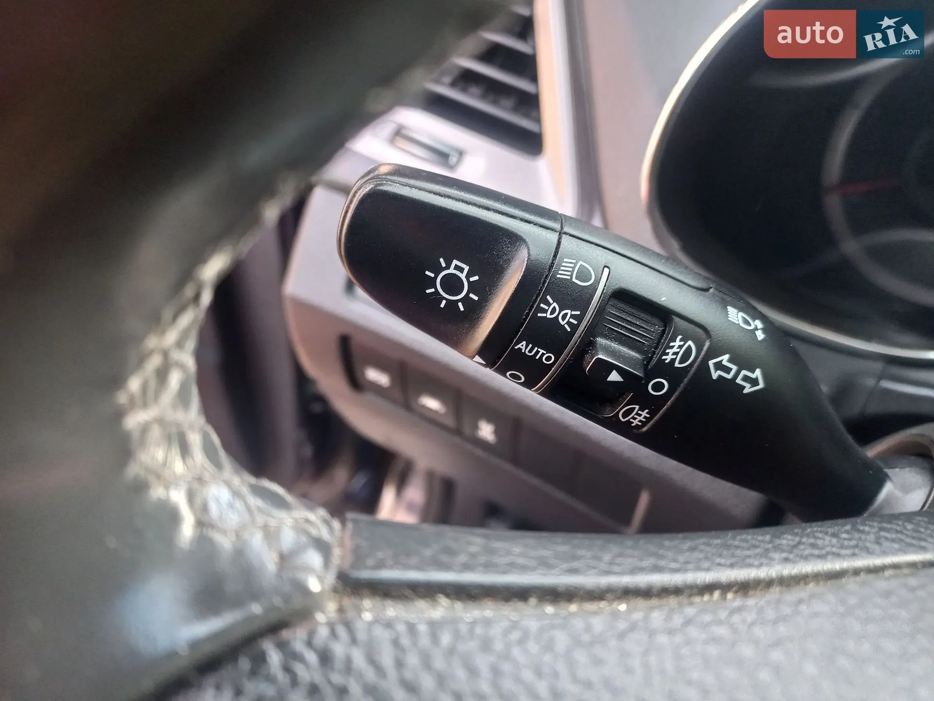 2015 Hyundai Santa Fe - мініатюра 56